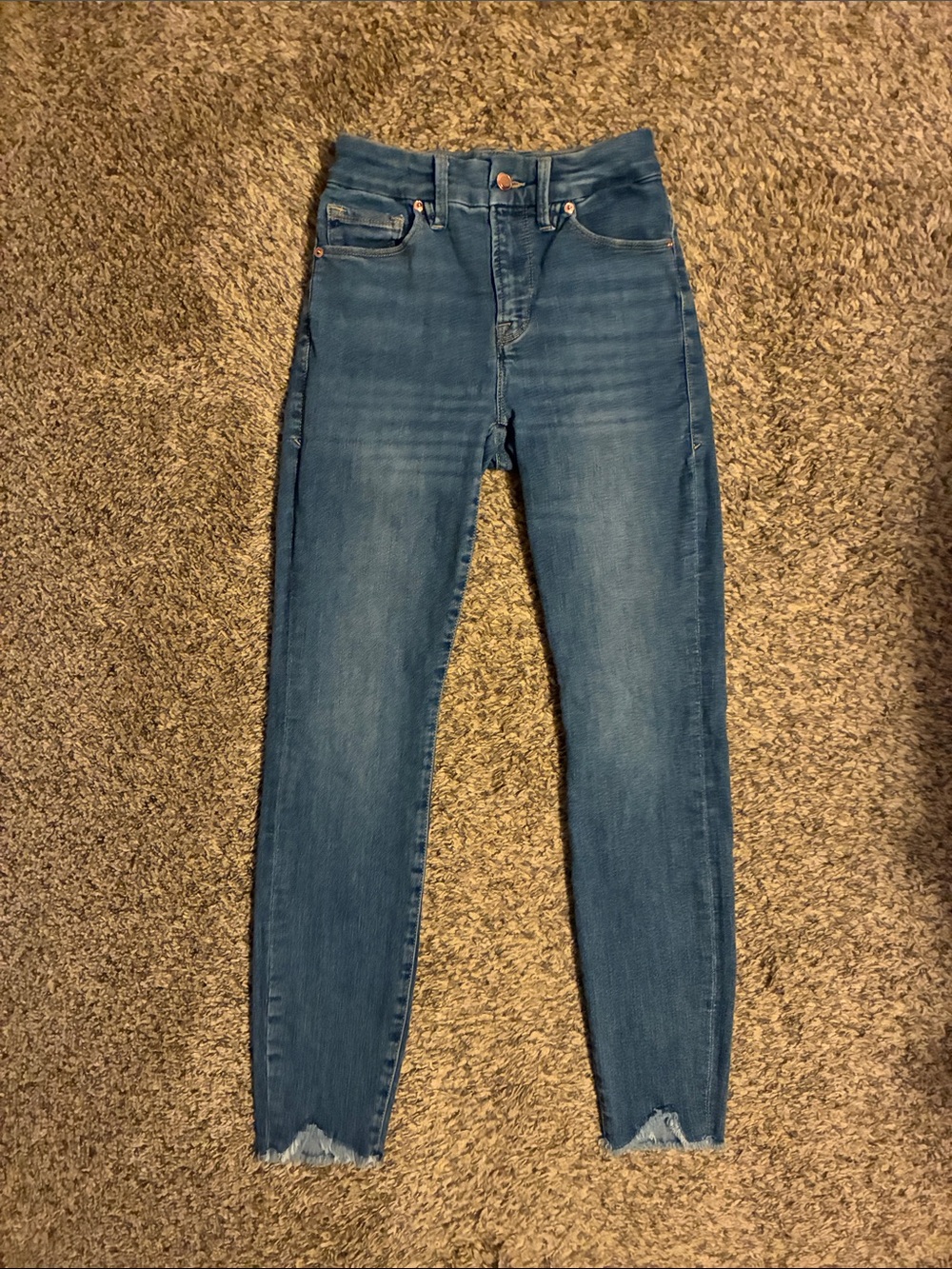 Good American good legs skinny jeans